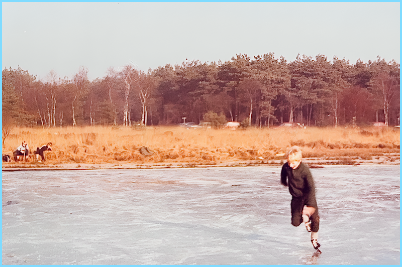 Henk Hanssen, in 1971 schaatsend op het bevroren Starven bij Lierop.